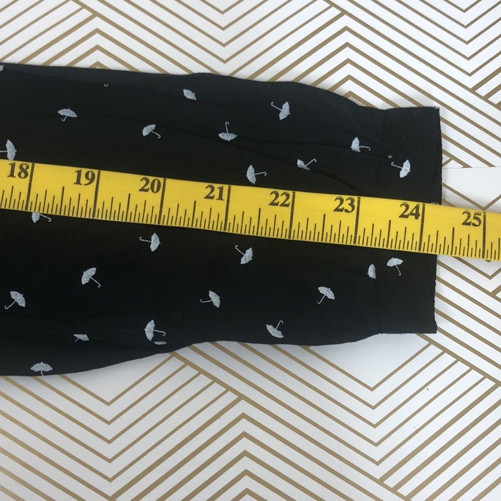 Clock house button down - Picture 4 of 8